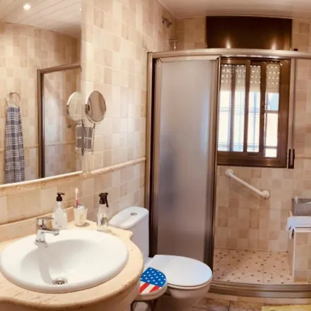 Casa Con Piscina Cerca Del Mar Calafell